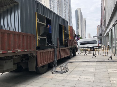 陈巴尔虎低温环境下，柴油发电机组电池充满电的具体时间受哪些因素影响？