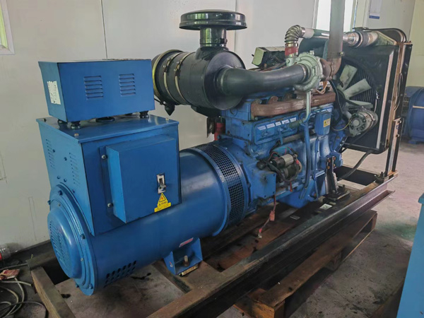 陈巴尔虎100kW柴油发电机组使用多级机油有哪些优缺点？